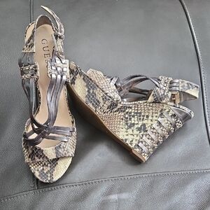 Guess Black and Tan Snakeskin Wedges